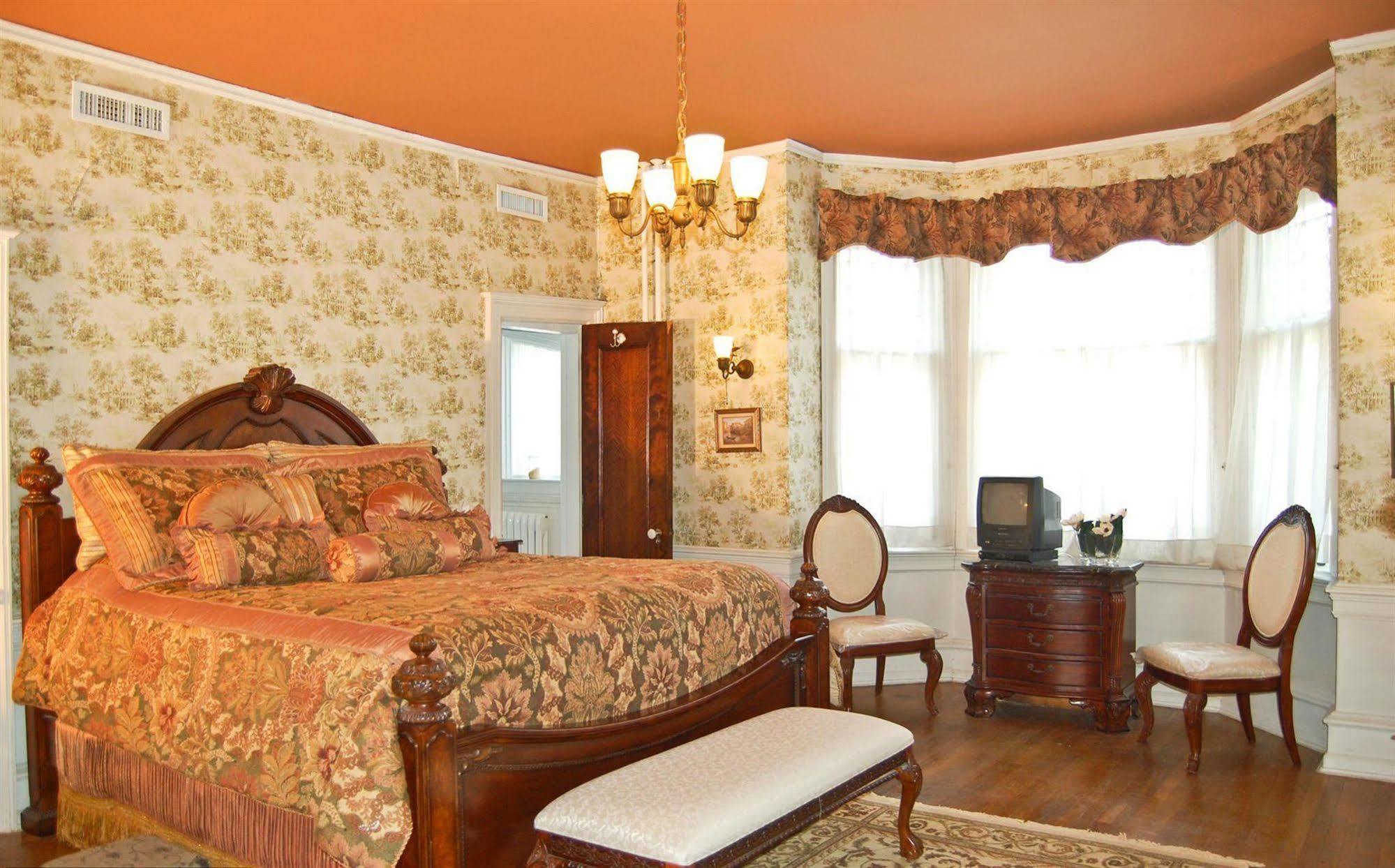 Albanus Phillips Inn Cambridge Bagian luar foto